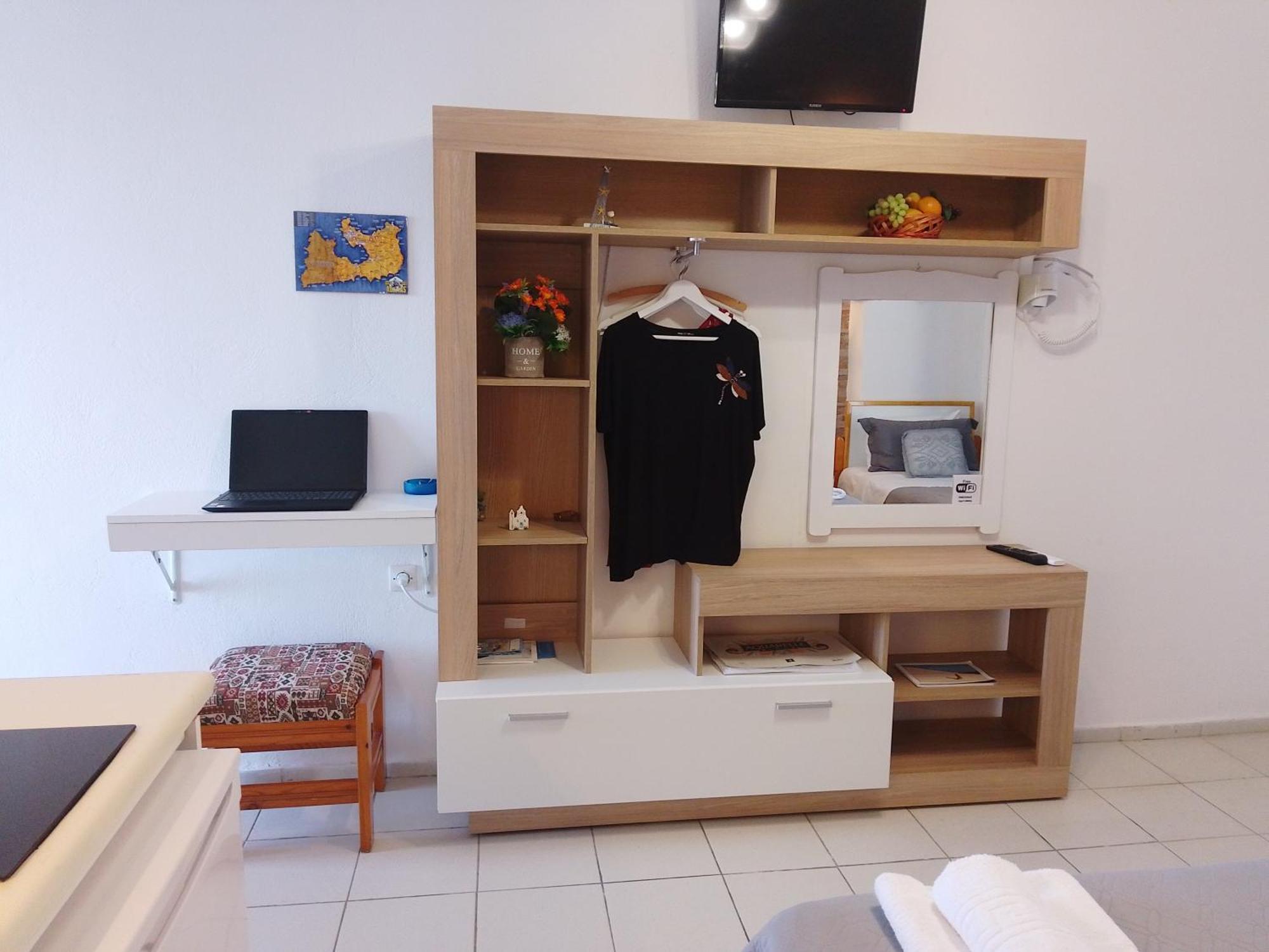 Studios Prevena Adamantas  ภายนอก รูปภาพ
