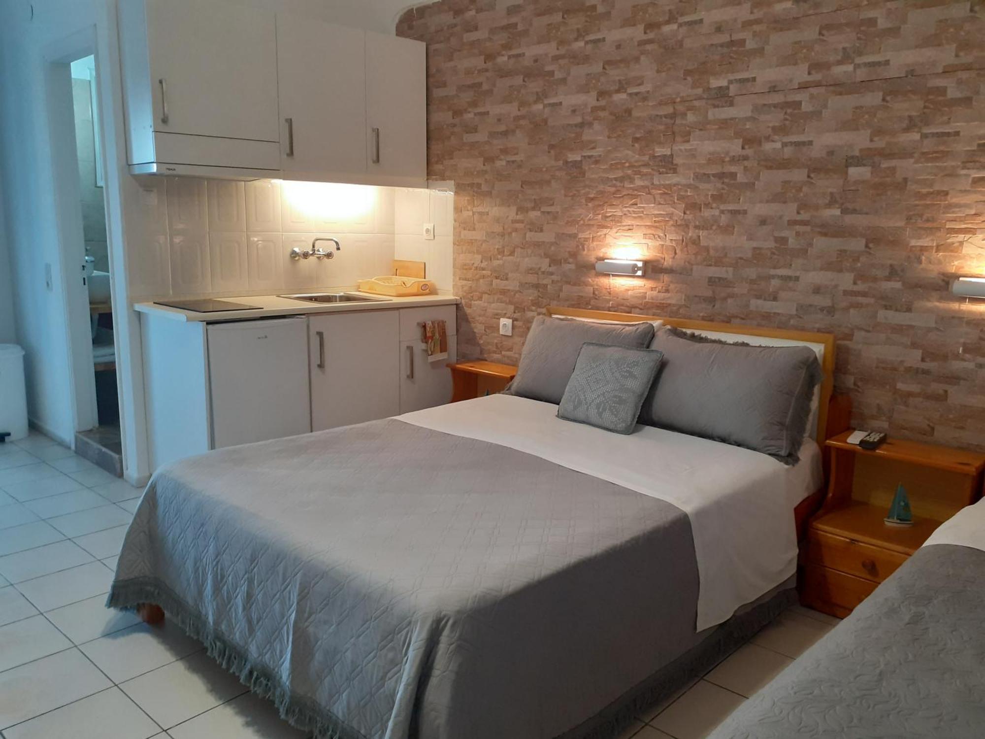 Studios Prevena Adamantas  ภายนอก รูปภาพ